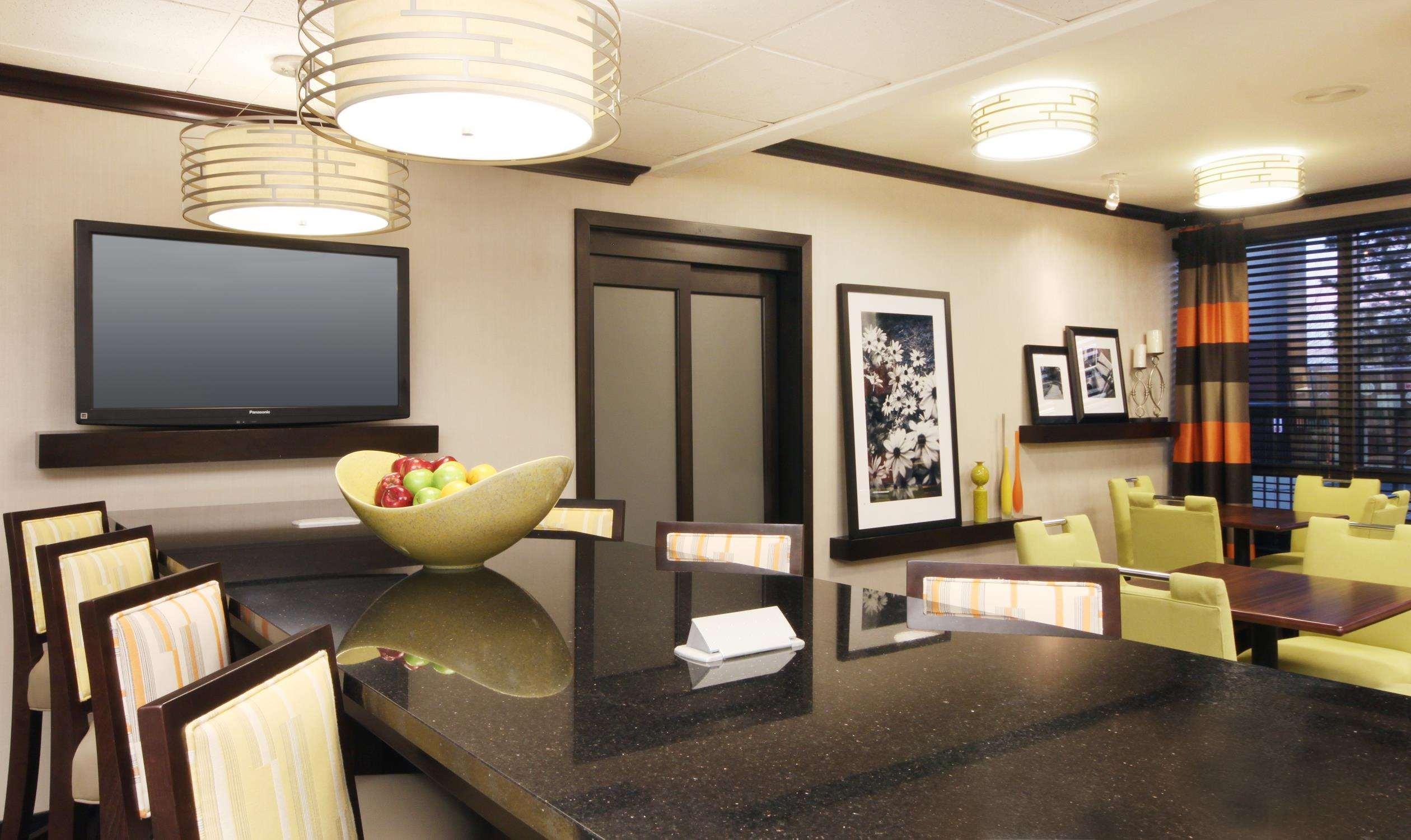 Hampton Inn Оверленд Парк Ресторан фото