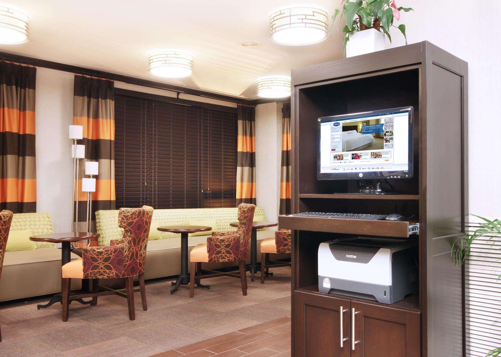 Hampton Inn Оверленд Парк Ресторан фото